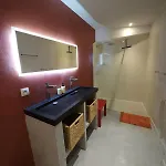 Appartement Loft Moderne Avec Garage Dans L'hyper Centre *