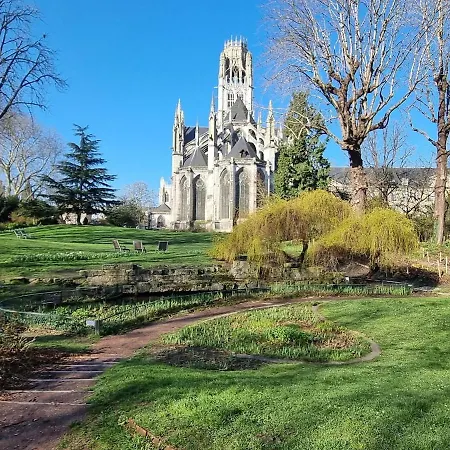 Loft Moderne Avec Garage Dans L'hyper Centre