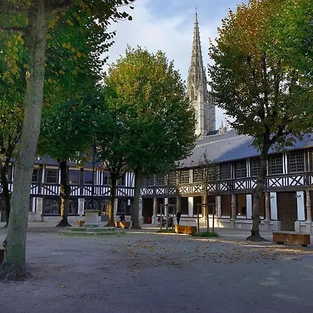 Apartman Loft Moderne Avec Garage Dans L'hyper Centre *